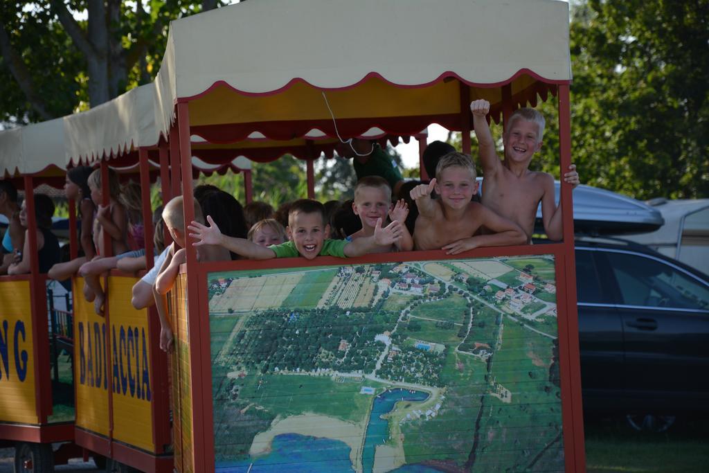 Badiaccia Village Camping Кастильоне-дель-Лаго Экстерьер фото